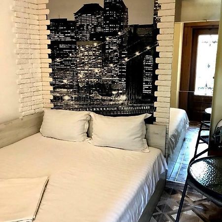 Svobody Apartments Lviv Ngoại thất bức ảnh