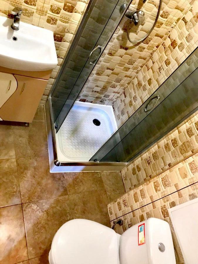 Svobody Apartments Lviv Ngoại thất bức ảnh